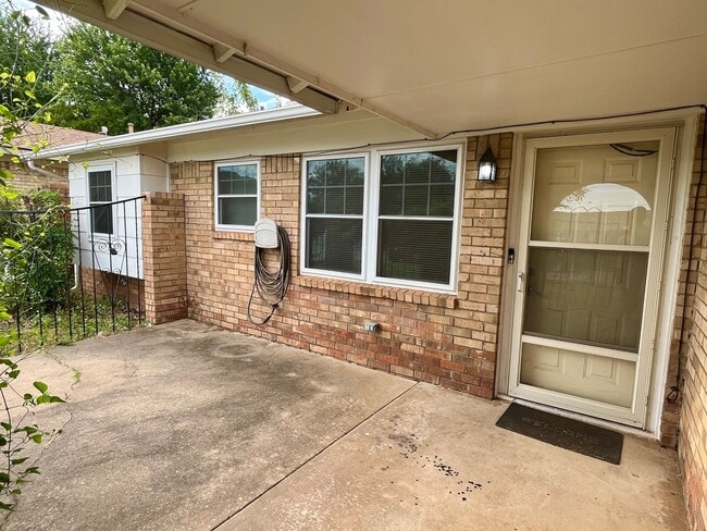 Photo - Cute 3 bed 1.5 Bath in Midwest City