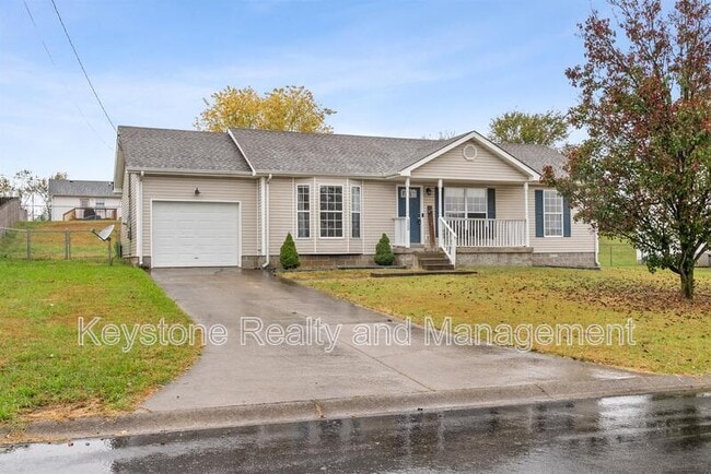 Building Photo - 223 Golden Pond Ave