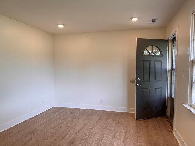 Front room - 4362 Cato Rd