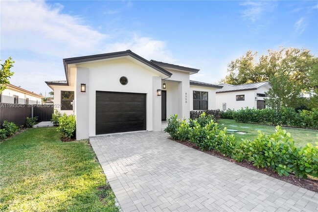 Photo - 8570 SW 198th St