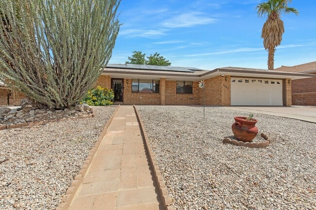Photo - Spacious 3 bedroom 2 bath home with Solar Panels
