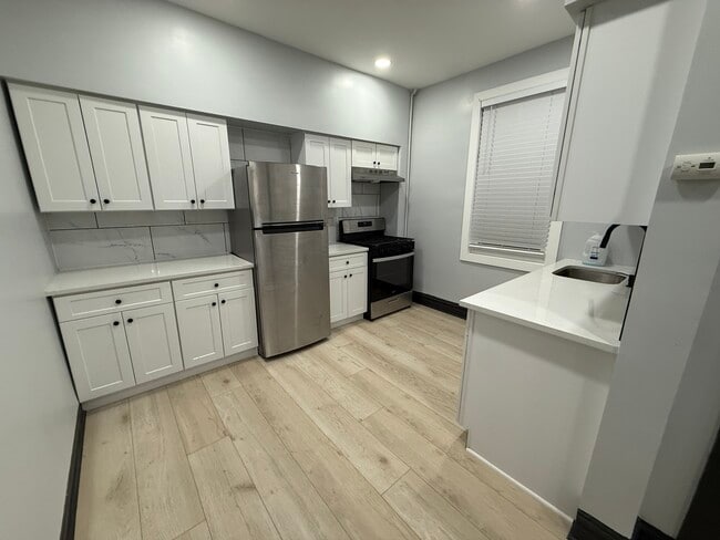 Photo - 58 62nd St Unit A