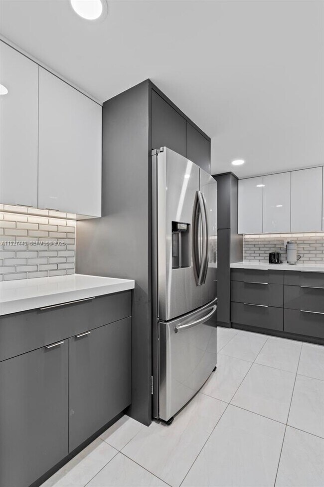 Photo - 3140 S Ocean Dr Unit 511