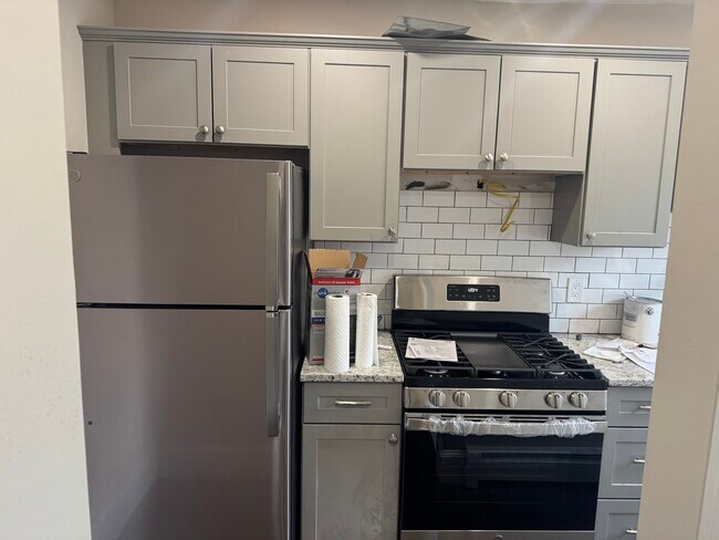 Building Photo - 135 Massachusetts Ave Unit 1