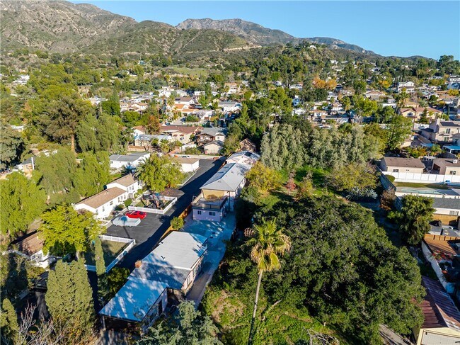 Photo - 10528 Hillhaven Ave