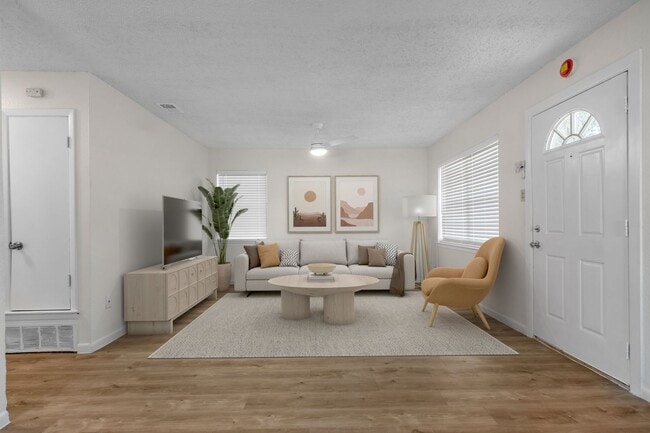 Photo - 335 Fouts Ave Unit 335 Fouts