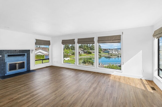 Photo - 2 Bed 2 Bath - View Home - Mariner Cove - Pet Friendly