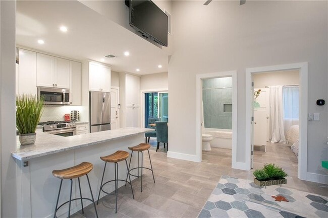 Photo - 6613 Woodrow Ave