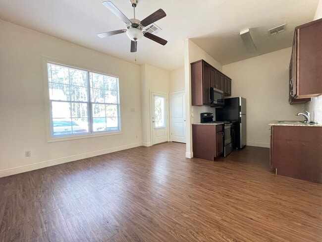 Photo - Hidden Oaks Apartments Unit 2462 W. Barnett Springs Ave