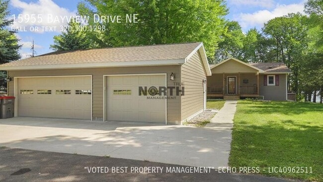 Photo - 15955 Bayview Dr NE