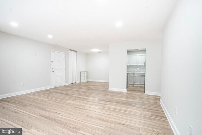 Photo - 4617A Aberdeen Dr