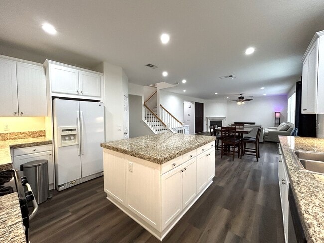 Photo - AVAILABLE NOW!! Fully Furnished 5 Bedroom 2.5 Bathroom Two Story Home in Beaumont!!