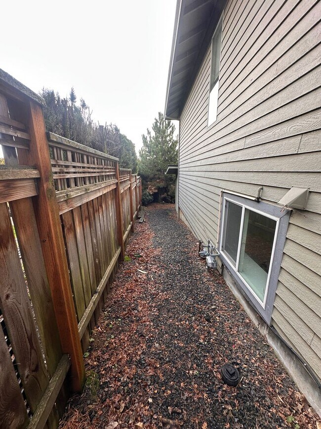 Photo - 14441 NE Morris Ct Unit ADU