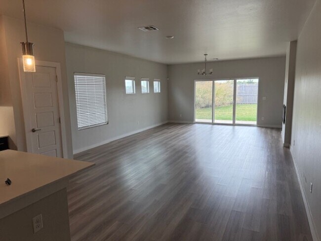 Photo - 8100 NW 151st Cir