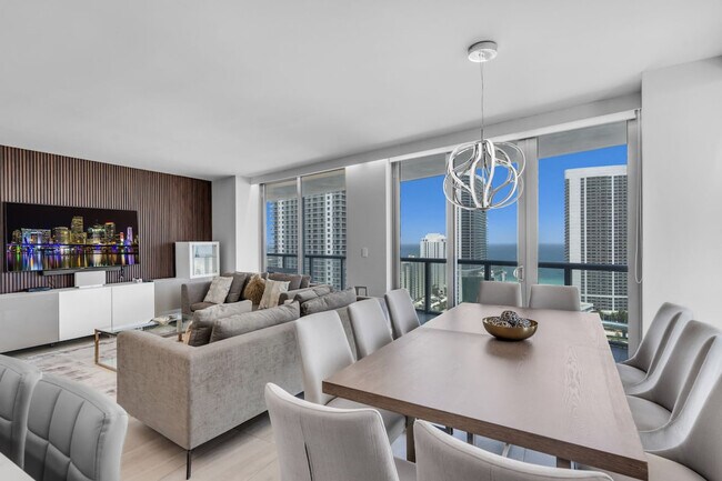 2600 E Hallandale Beach Blvd Unit SI ID1540469P