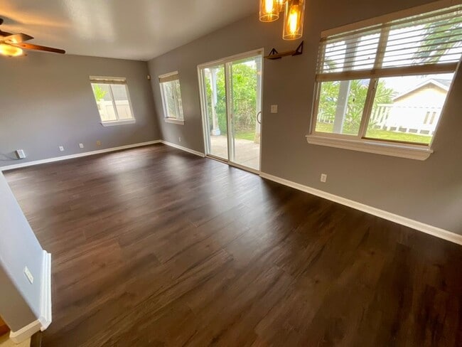 Photo - 4 bedroom, 2.5 bath, Mountain and Ocean Ba...