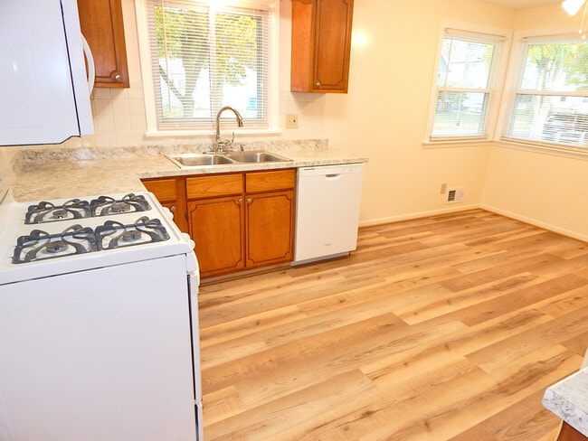 Photo - 132 Independence St