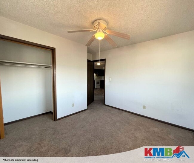 Photo - 1233 S Gilbert Ct Unidad D