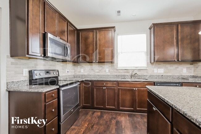 Photo - 3505 Panarama Dr