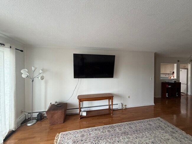 Photo - 131 Coolidge Ave Unit 424