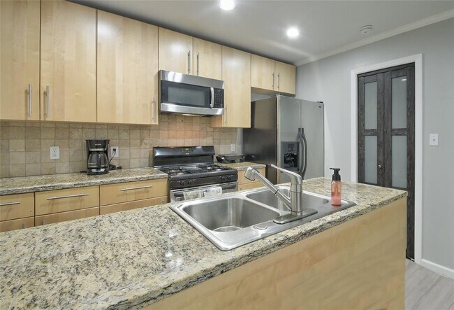 Photo - 2101 Polaris Ave Unit 9