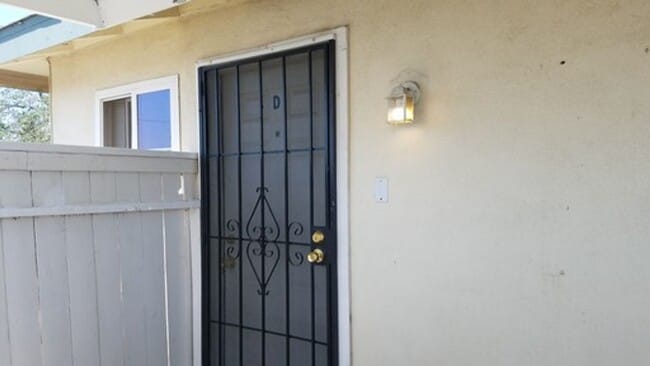 Building Photo - 3848 Soranno Ave Unit 3848 Soranno Ave D