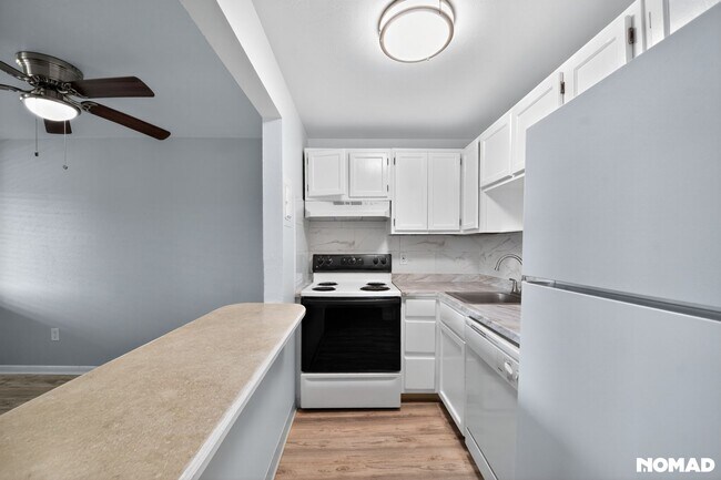 Photo - 1865 Fenton St