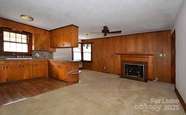 Photo - 1850 Landis Hwy