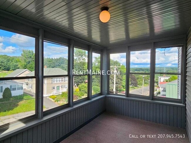 20 Monroe St Unit 3