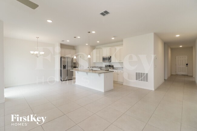 Photo - 584 Crown Rose Dr