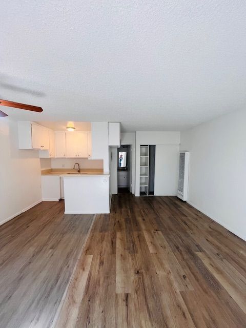 Photo - 1260 Beachwood Dr