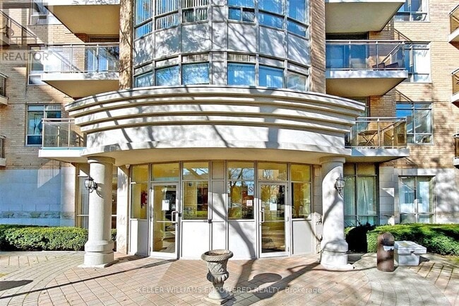 Photo - 650 Lawrence Ave W Unit 915