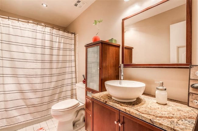 Photo - 4800 N Stanton St