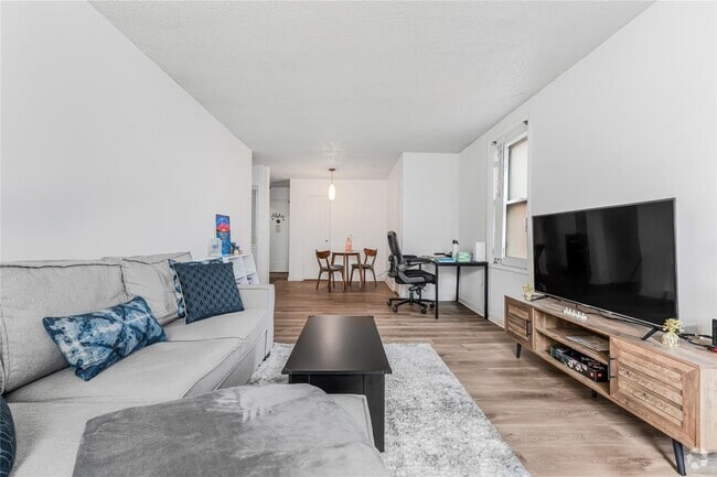 Building Photo - 103-26 68th Ave Unit 6C Rental