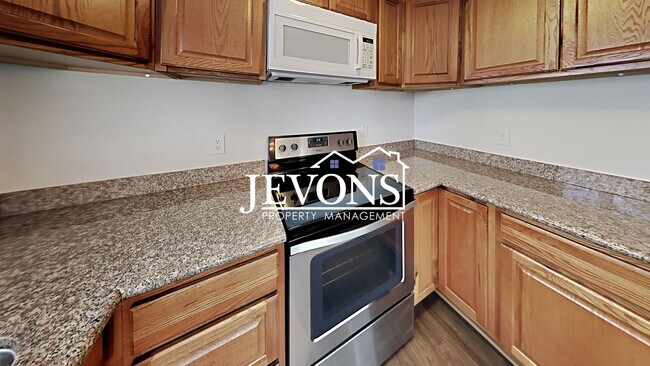 Photo - Charming duplex in a walkable location near the University of Puget Sound