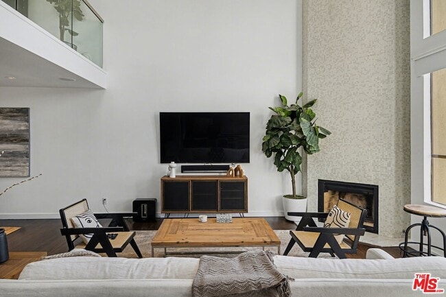 Photo - 720 Huntley Dr