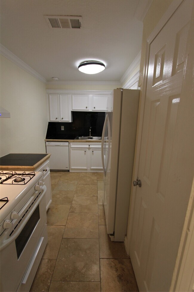 Photo - 6506 Sivley St