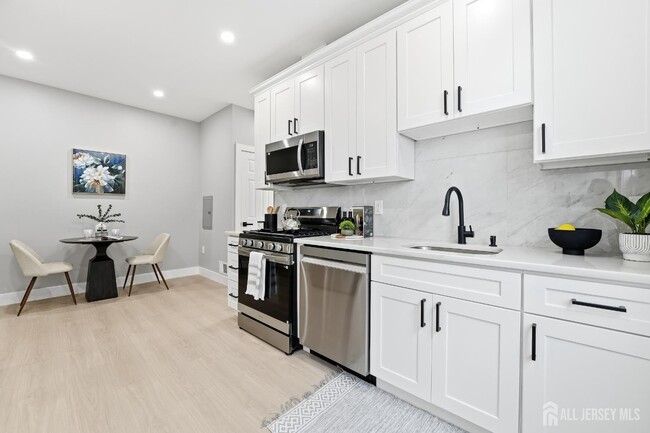 Photo - 214 Montgomery St Unit 1