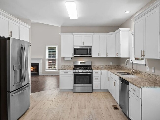 Photo - Great 4BR Bellevue Home