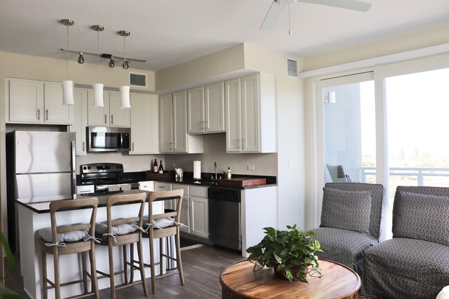 Photo - The Highline