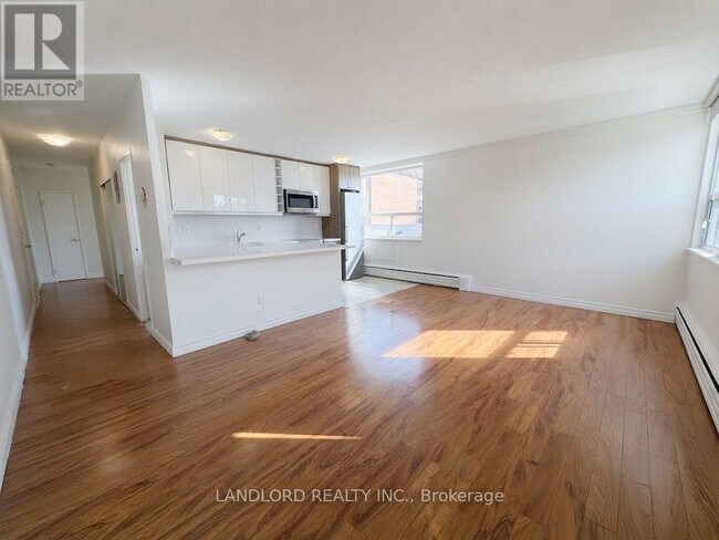 Photo - 140 Springhurst Ave Unit 41