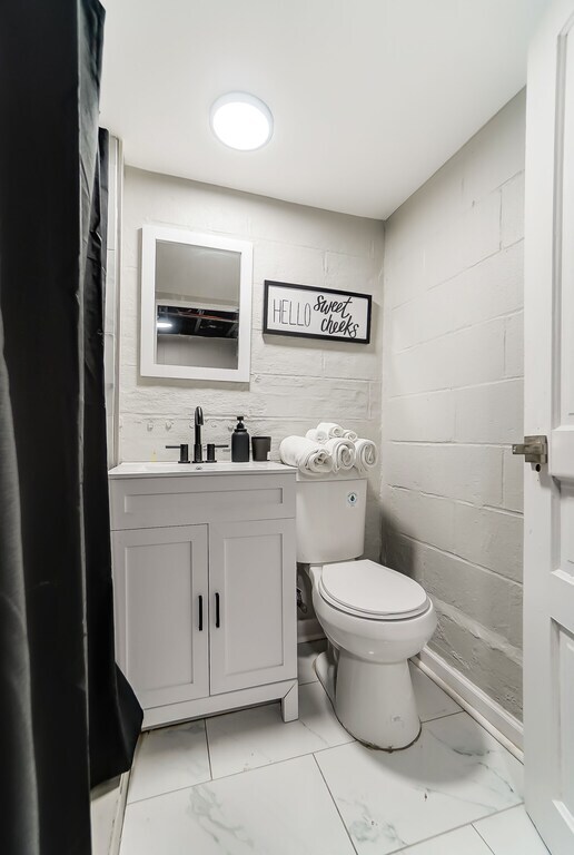 Photo - 3825 Zinsle Ave