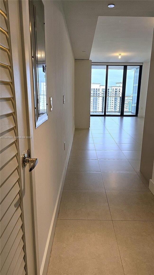 Photo - 1010 Brickell Ave Unit 3410