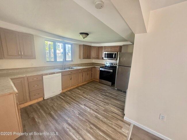 Photo - 154 S Sumner Ave