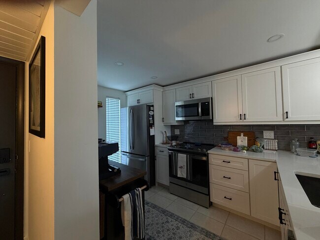 Photo - 20 Royal Palm Way Unidad 505
