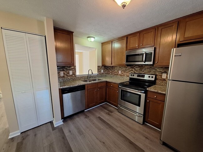 Photo - 501 Chanticlair Court