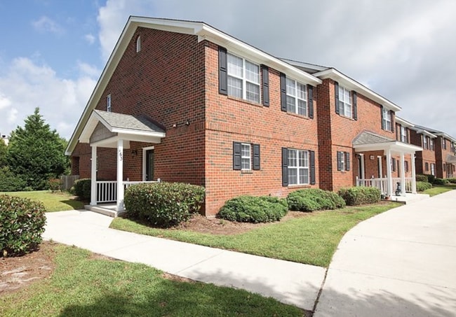 Photo - 2 Bedroom 1.5 Bath Townhome in Pleasant Gr...