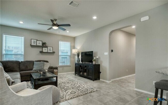 Photo - 109 Muenster Dr Casa