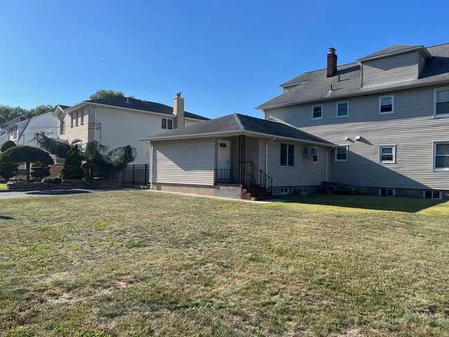 Photo - 215 Saddle River Rd Unit 2