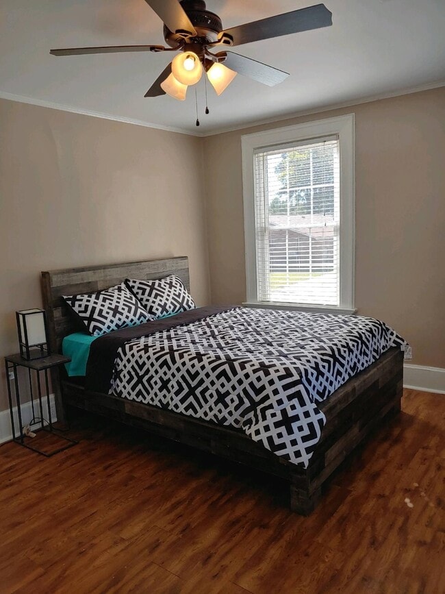 Photo - 215 S Logan St Unit 215-C